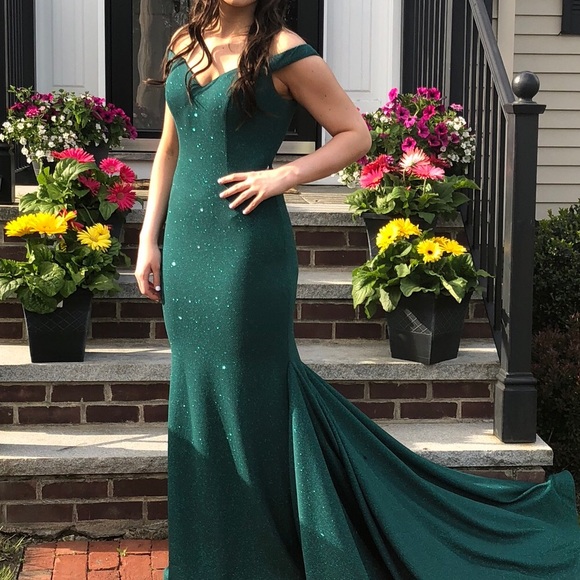 Jovani Dresses Jovani Emerald Green Prom Dress Size 8 Poshmark